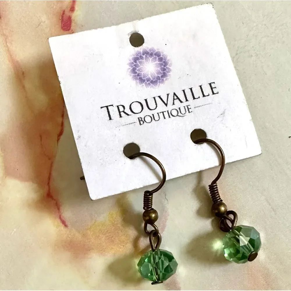 Trouvaille Boutique green drop earrings